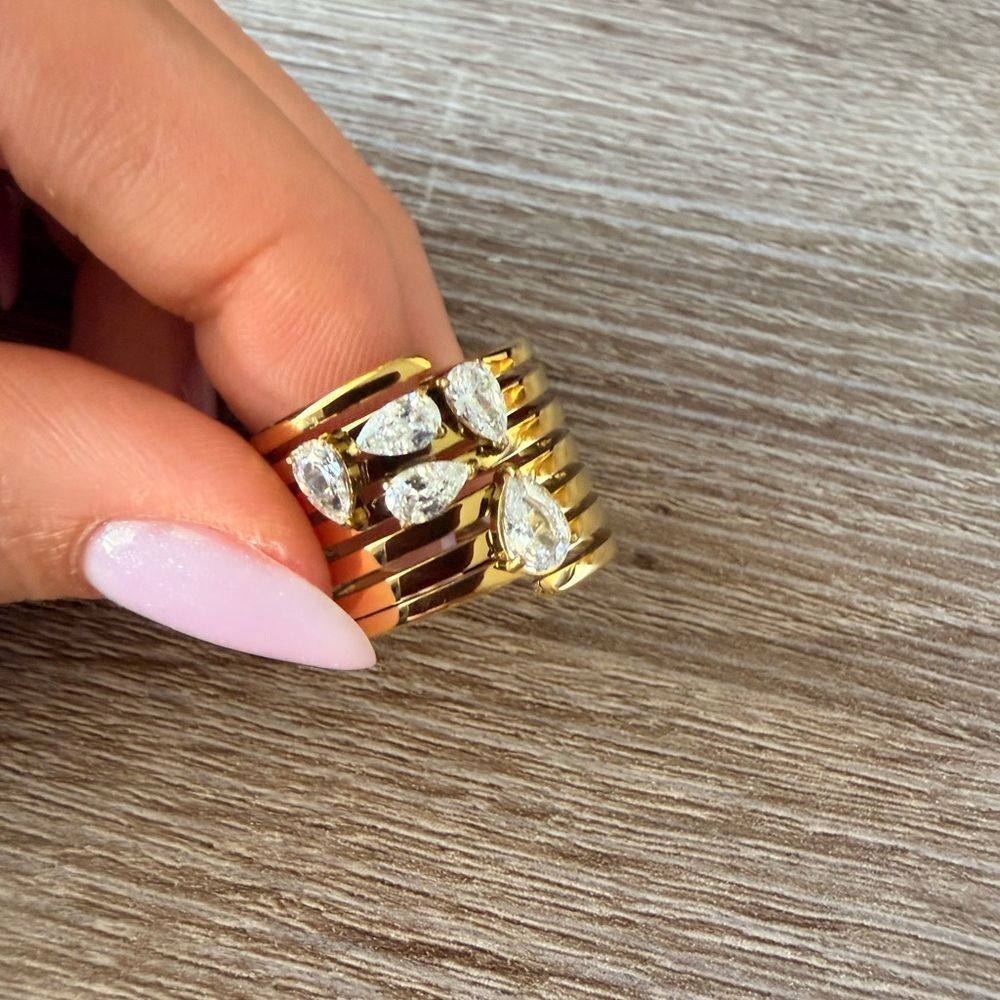 Gold Ring with Crystal Accents N1224 - Picture 5 of 6